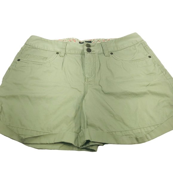 Sonoma Women's Size 12 Cuffed Short Green Preowned - Picture 1 of 9